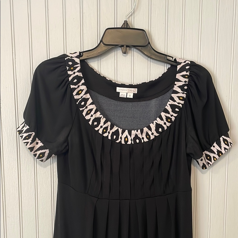 Black and White Geometric Puff Sleeve Sundress | Size 8 - Picture 4 of 11
